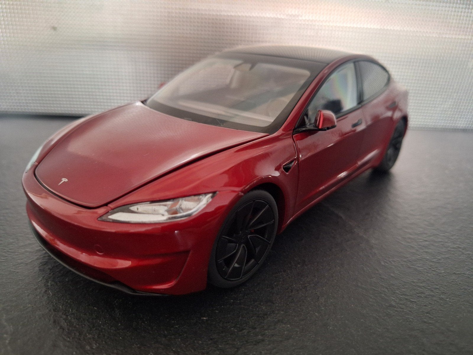 Tesla Model 3 Schaal 1:18 Dealermodel !, Overige merken, Auto, Nieuw, Ophalen of Verzenden