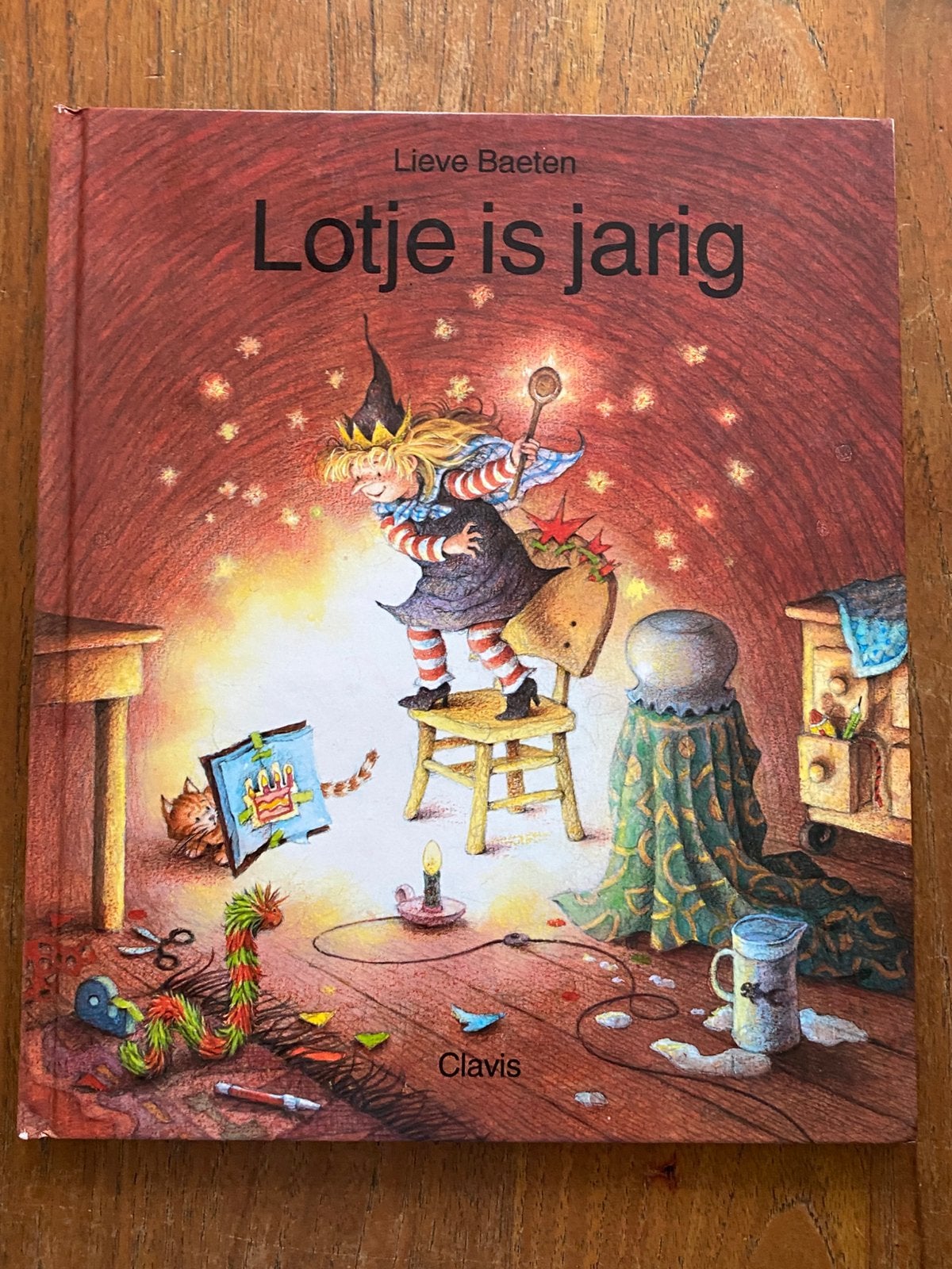 Lotje is jarig - Lieve Baeten - Clavis prentenboek, Boeken, Ophalen of Verzenden, Zo goed als nieuw, Lieve Baeten, Prentenboek