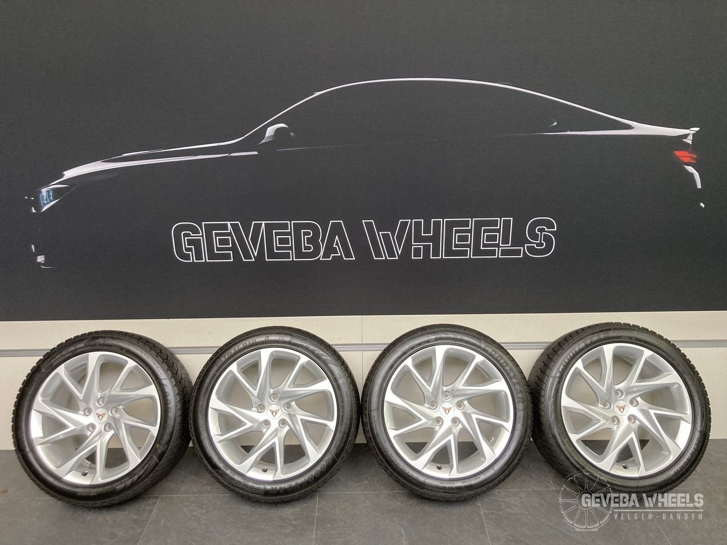 18” originele Cupra Formentor velgen + winterbanden 5x112, 18 inch, -, -, Banden en Velgen
