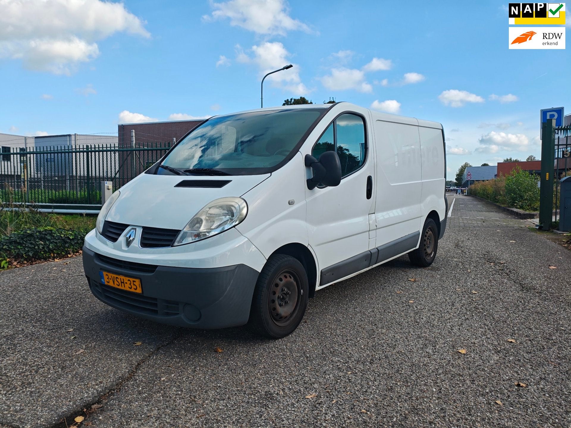 Renault Trafic 2.0 dCi T29 L1H1 Eco Nav! Airco! Nap!, Auto's, Voorwielaandrijving, Euro 5, Stof, 4 cilinders