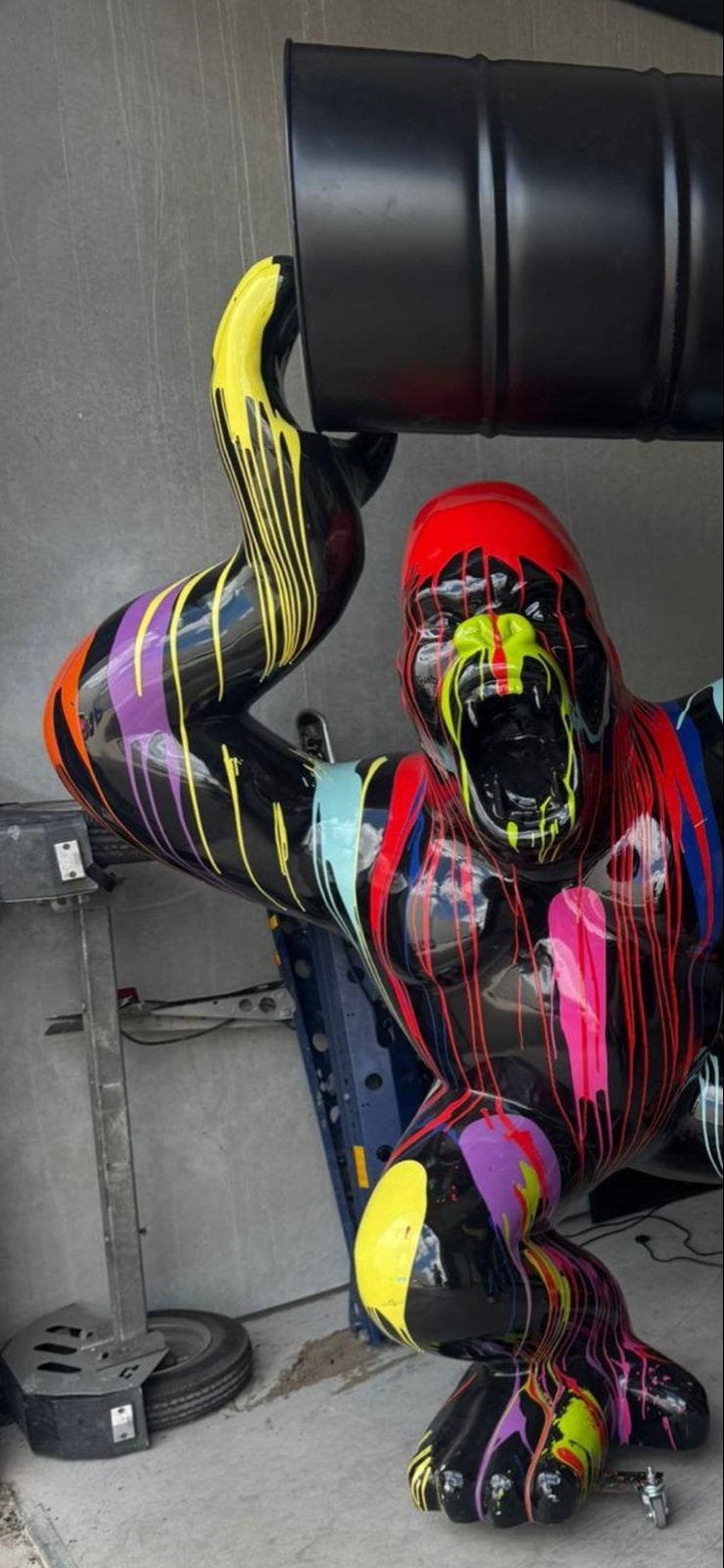 Gorilla Beeld kunst | XXL | Drip | met  verfspatten, Antiek en Kunst, Kunst | Beelden en Houtsnijwerken, Kunststof, Ophalen of Verzenden