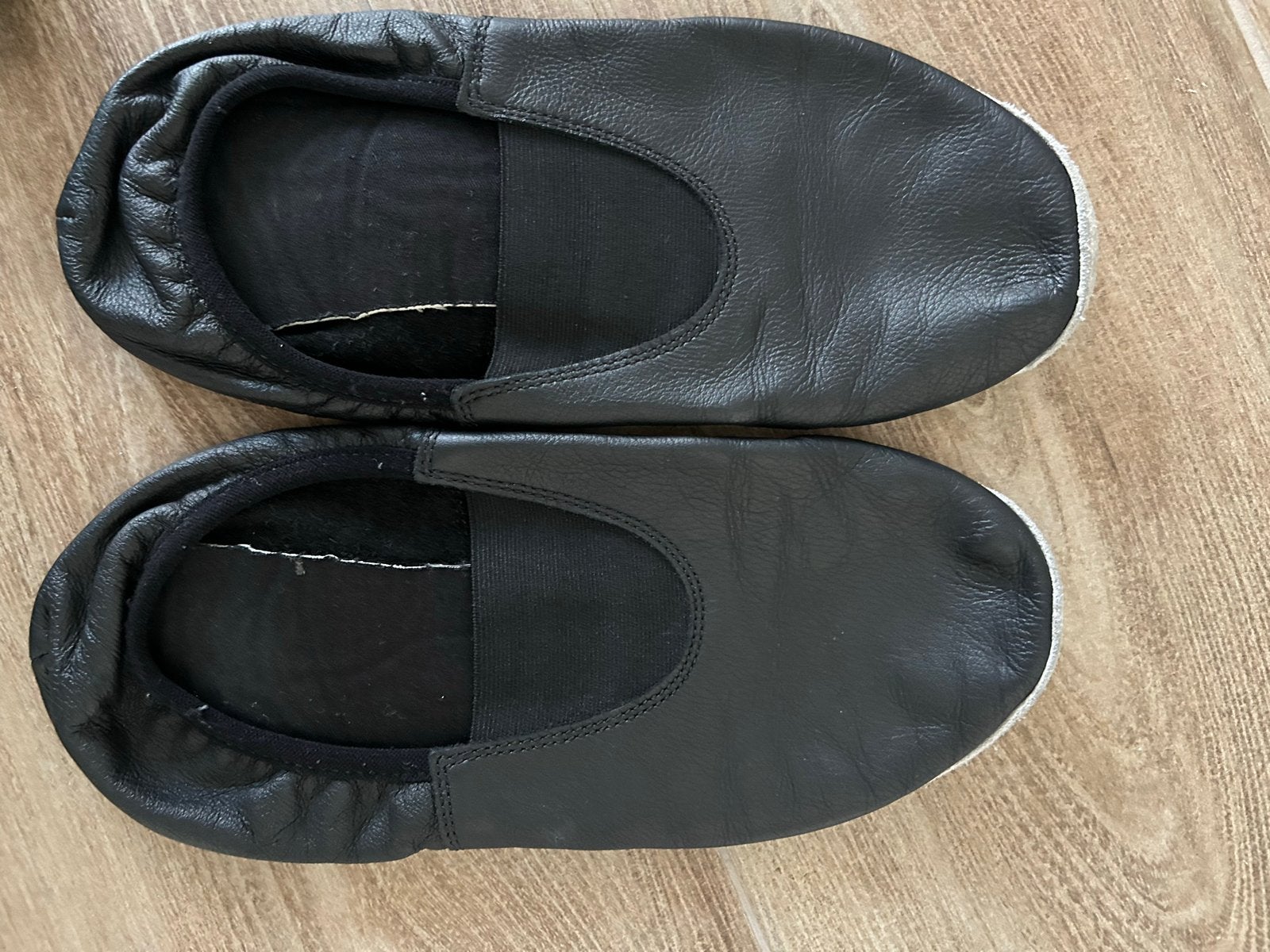 Zwarte Leren turnschoentje maat 39/40, Maat 36 t/m 42, Ophalen of Verzenden, Zwart, Turnschoenen