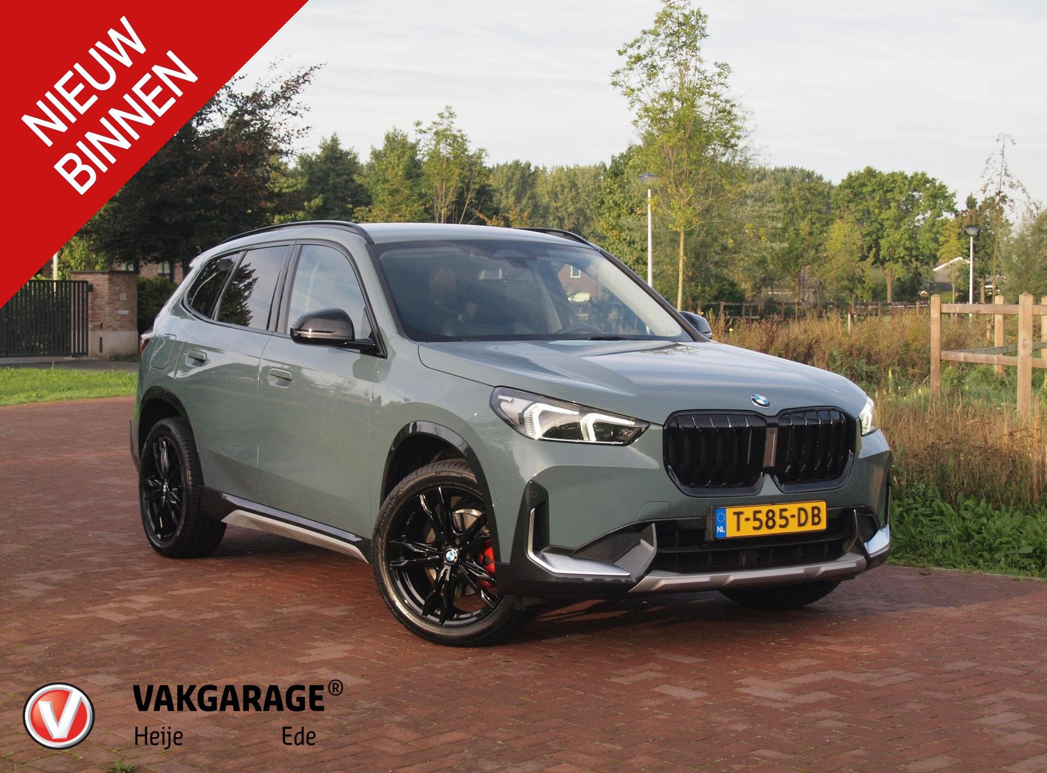 BMW X1 sDrive18i | NIEUW MODEL | Trekhaak | 19Inch | Sportst, Dealer onderhouden, 136 pk, Gebruikt, Bedrijf