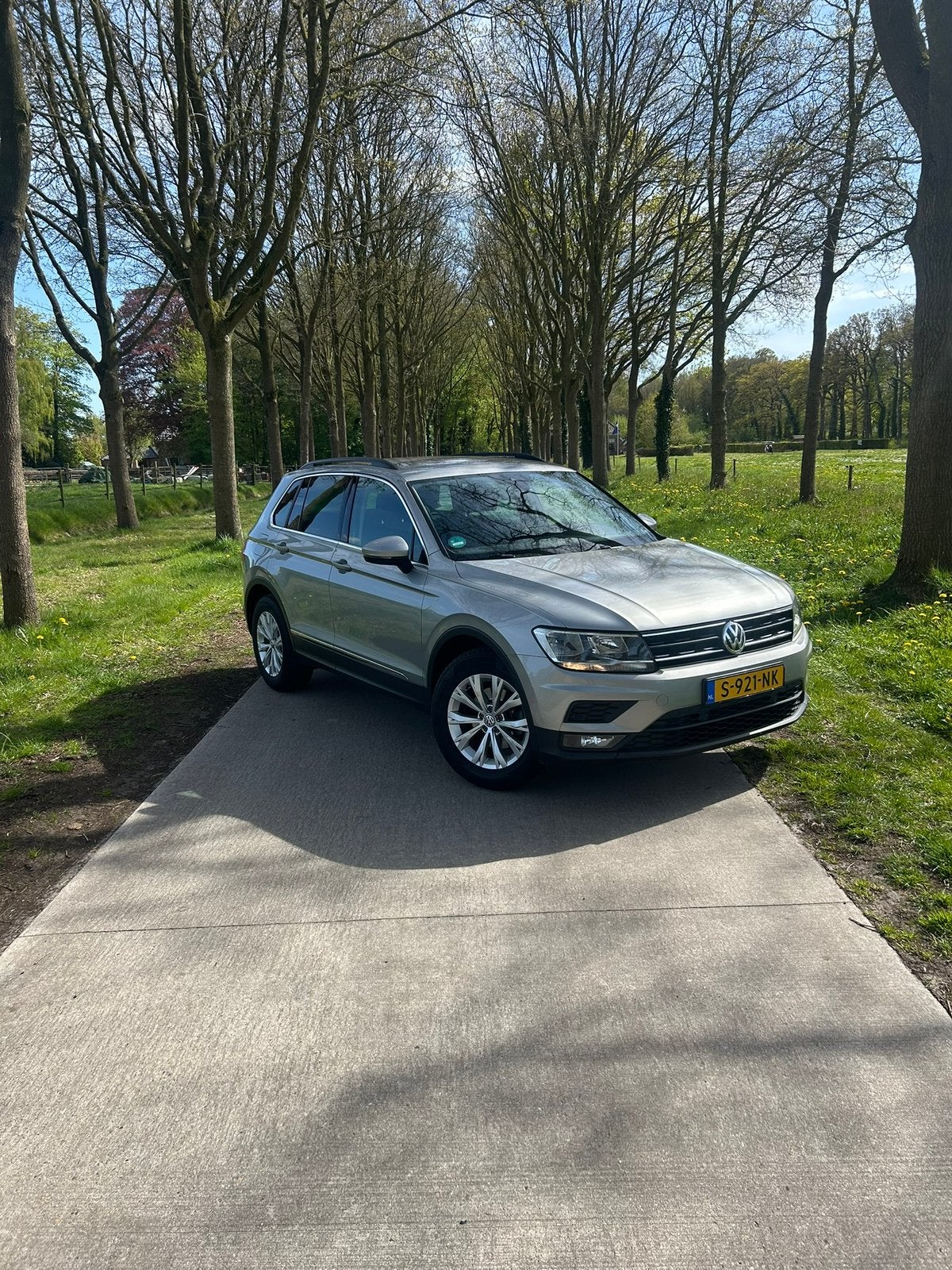 Volkswagen Tiguan 1.5 TSI 130pk 2018 Grijs, Voorwielaandrijving, 15 km/l, 1498 cc, 4 cilinders