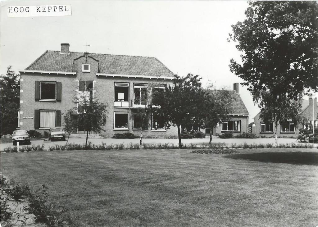 Ansichtkaart HOOG KEPPEL  Gemeentehuis, Verzenden, 1960 tot 1980, Ongelopen, Gelderland