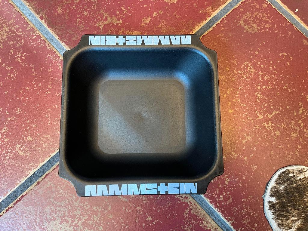 Bakje van Rammstein voor oa chips,patat etc, REGUINA, Nieuw, Ophalen of Verzenden, Bakje van Rammstein voor oa chips,patat etc