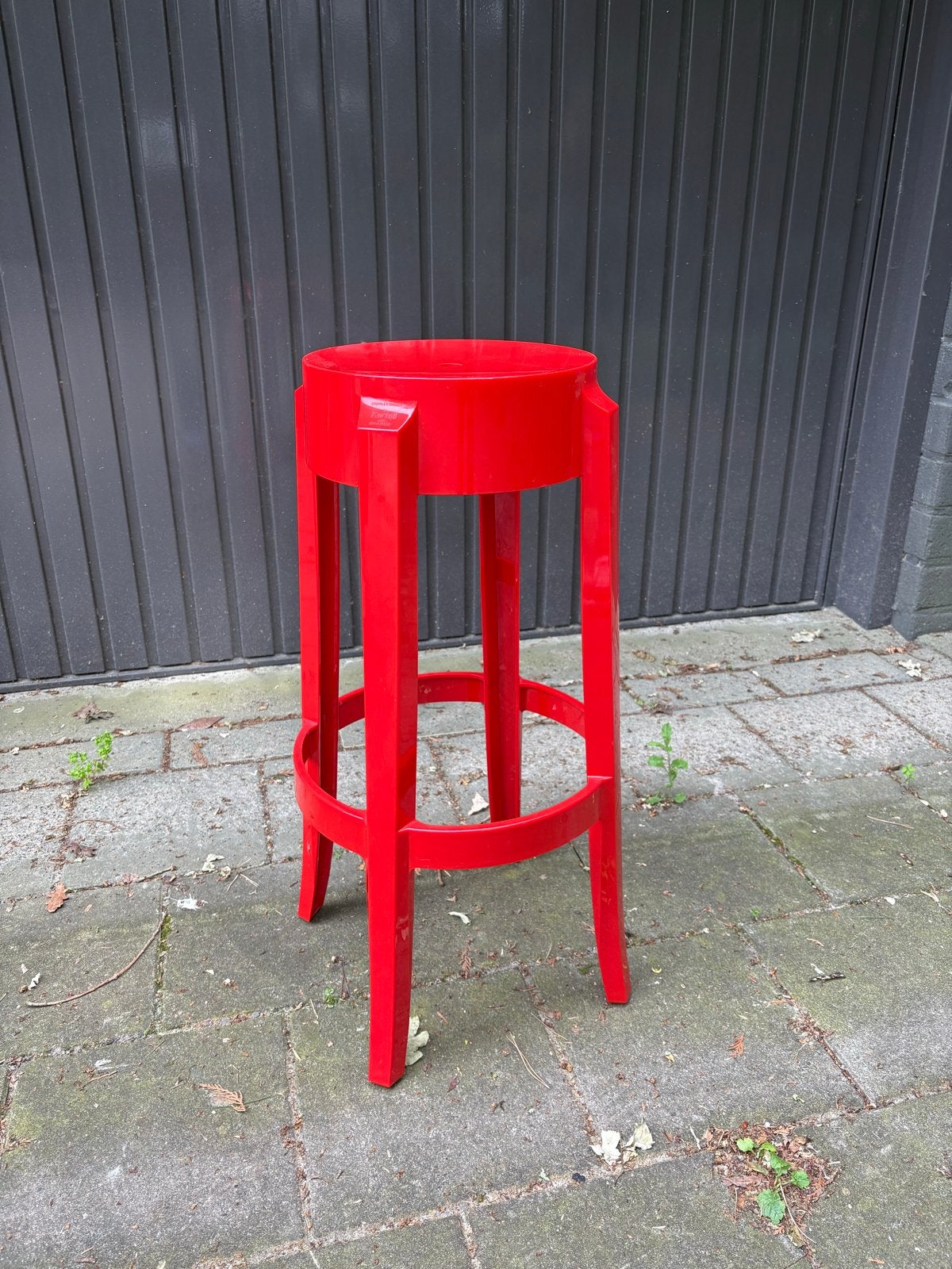 Kartell Philip Starck Charles Ghost barkruk rood, Huis en Inrichting, Barkrukken, Ophalen, Kunststof, Gebruikt, Met voetsteun