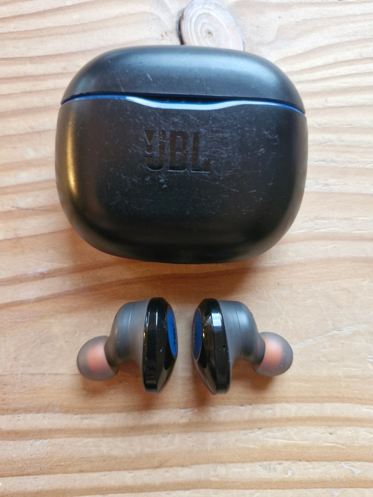 JBL Tune 225TWS draadloze in-ear oordopjes met oplaadcase, In-ear, Gebruikt, JBL, Draadloos