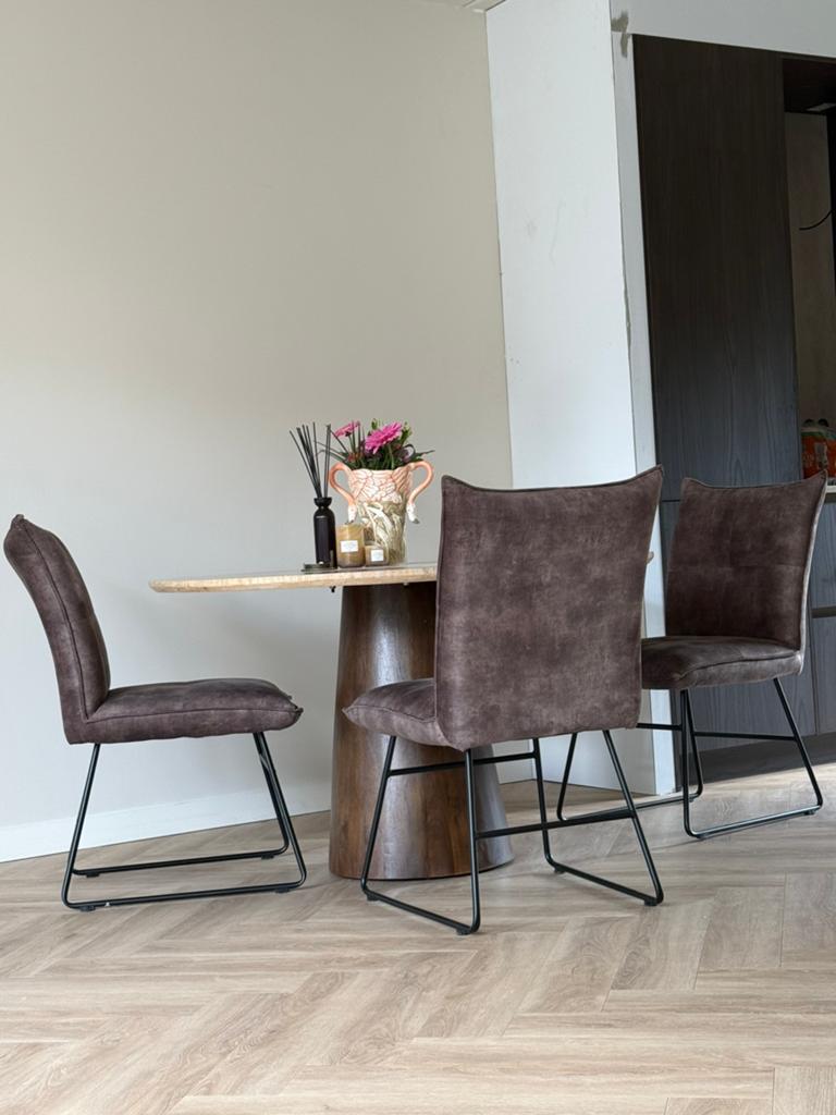 3 eetkamerstoelen 1 bank, Huis en Inrichting, Complete eetkamers, Ophalen, Zo goed als nieuw, 4 tot 6 stoelen
