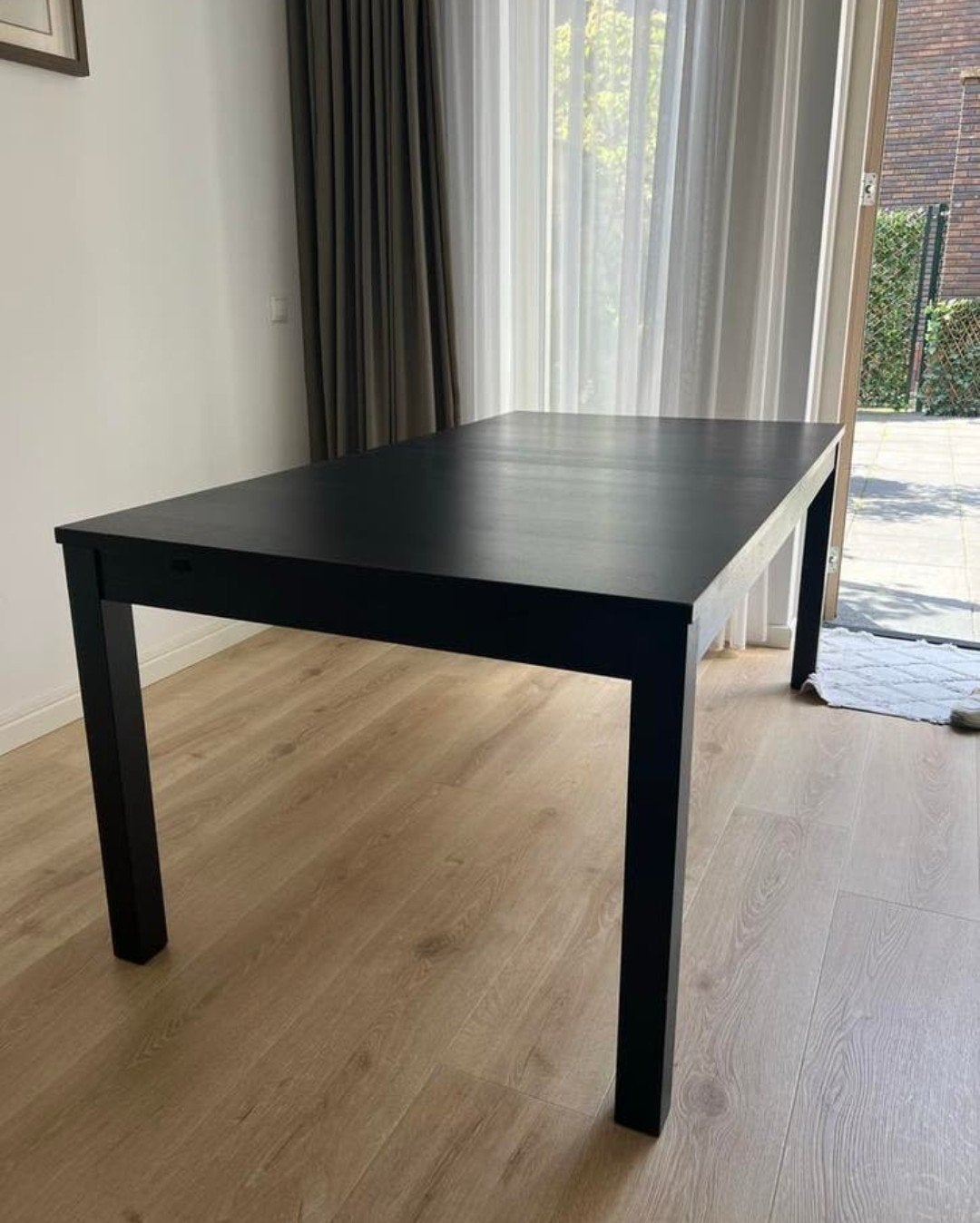 IKEA Bjursta Uitschuifbare Eettafel Zwart - 3 maten, Huis en Inrichting, Tafels | Eettafels, Gebruikt, Vijf personen of meer, Rechthoekig