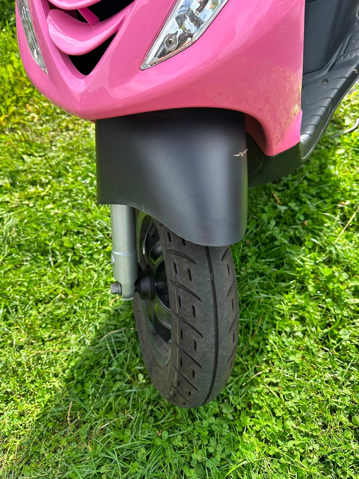 Foto 8 van Piaggio Zip 50 4T Bromscooter - 2020 - Nette staat
