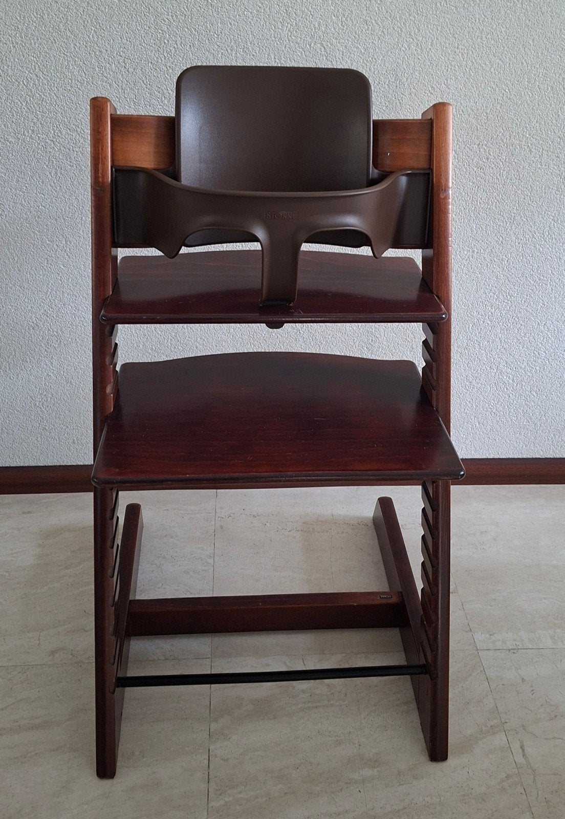 Stokke tripp trapp walnoot met babyset, Ophalen, Gebruikt, Meegroeistoel