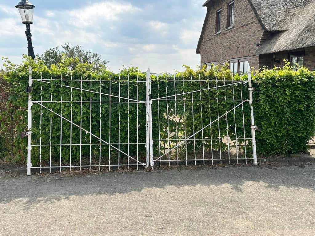 Antieke smeedijzeren poorten - 4 stuks, 218x450 cm, Ophalen of Verzenden