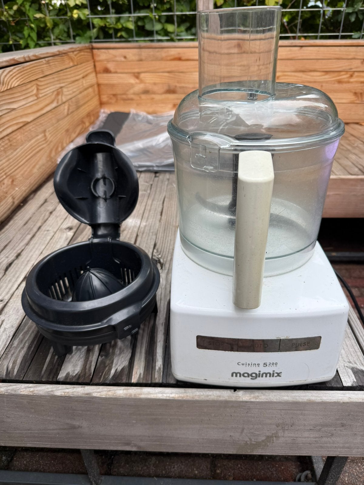 Magimix Cuisine 5200 foodprocessor + jus pers, 3 tot 4 liter, Ophalen, Gebruikt, 2 snelheden
