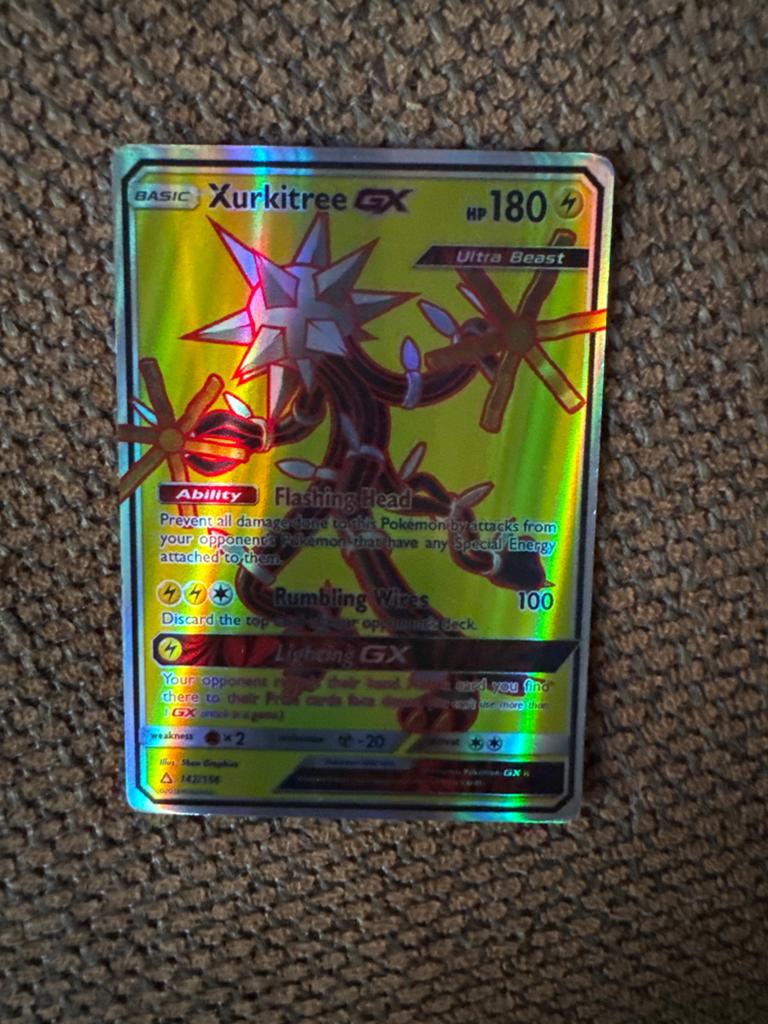 Pokémon Kaart Xurkitree GX 142/156 Ultra Beast Foil, Ophalen, Zo goed als nieuw, Losse kaart, Foil