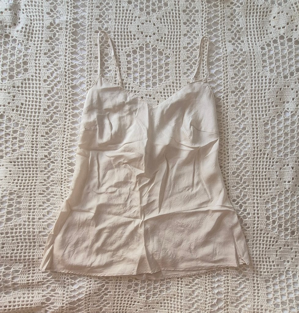 Marjolaine top satijn wit 40 (FR42) t.w.v. € 140, Maat 38/40 (M), Wit, Ophalen of Verzenden, Zo goed als nieuw