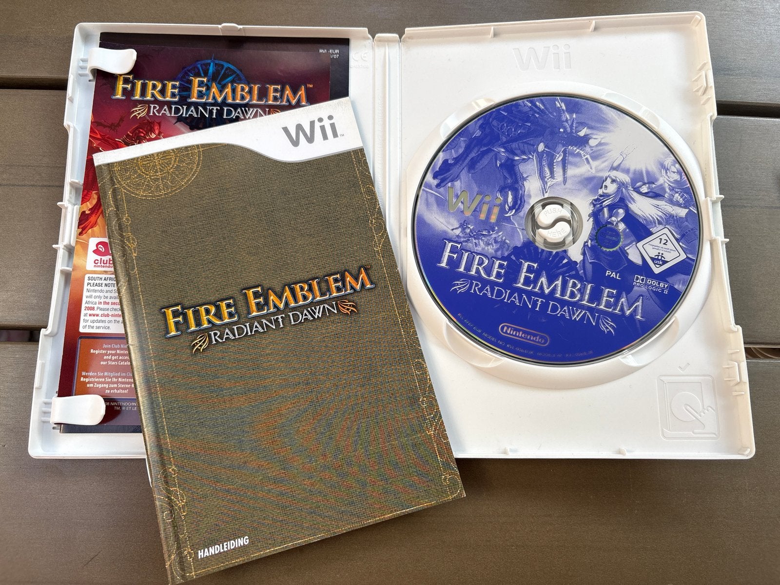 Fire Emblem Radiant Dawn Nintendo Wii (compleet), Spelcomputers en Games, Games | Nintendo Wii, Gebruikt, Verzenden, 1 speler
