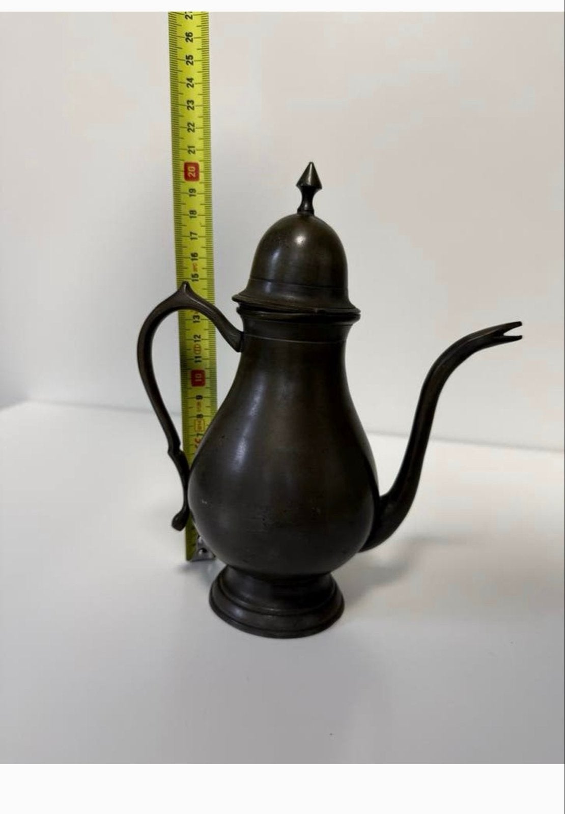 Antieke tinnen koffiepot met sierlijke vorm en merkteken, Ophalen of Verzenden
