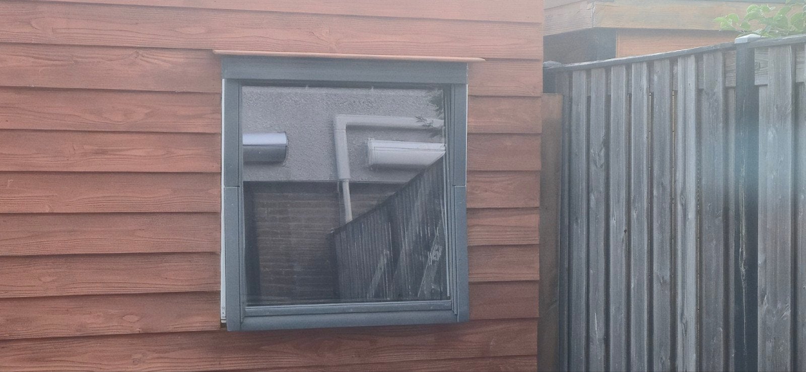 Velux Dakraam HR++ glas - Zo goed als nieuw (113x118cm), Ophalen