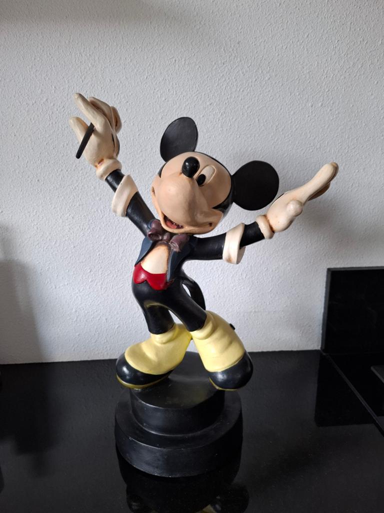 Disney beeld mickey mouse vintage dirigent orkest, Verzamelen, Disney, Ophalen, Mickey Mouse, Zo goed als nieuw, Beeldje of Figuurtje