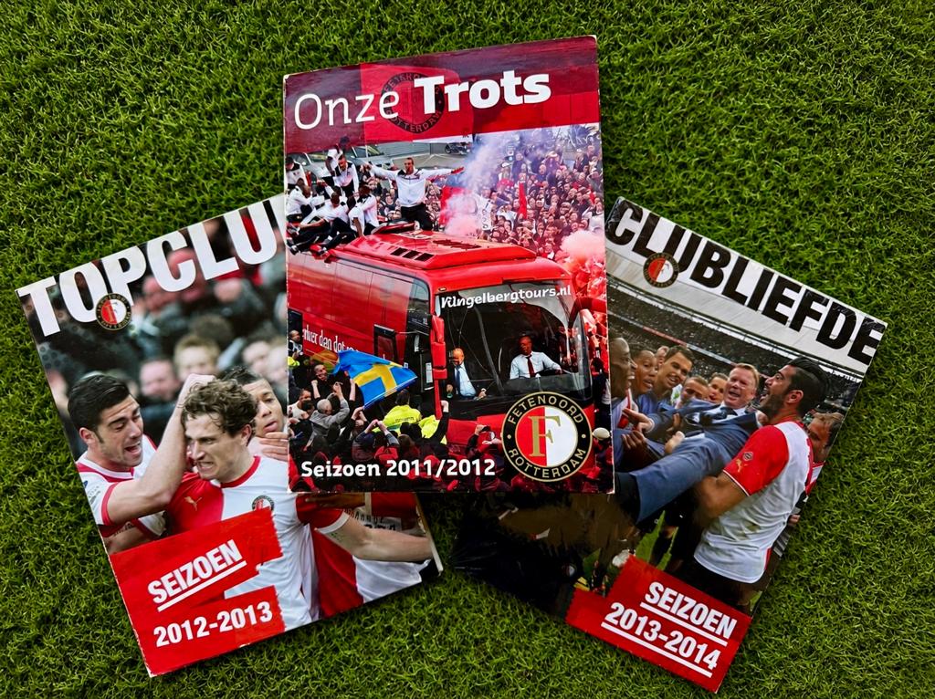 Feyenoord Seizoen DVD’s  2011 t/m 2014, Ophalen of Verzenden, Zo goed als nieuw