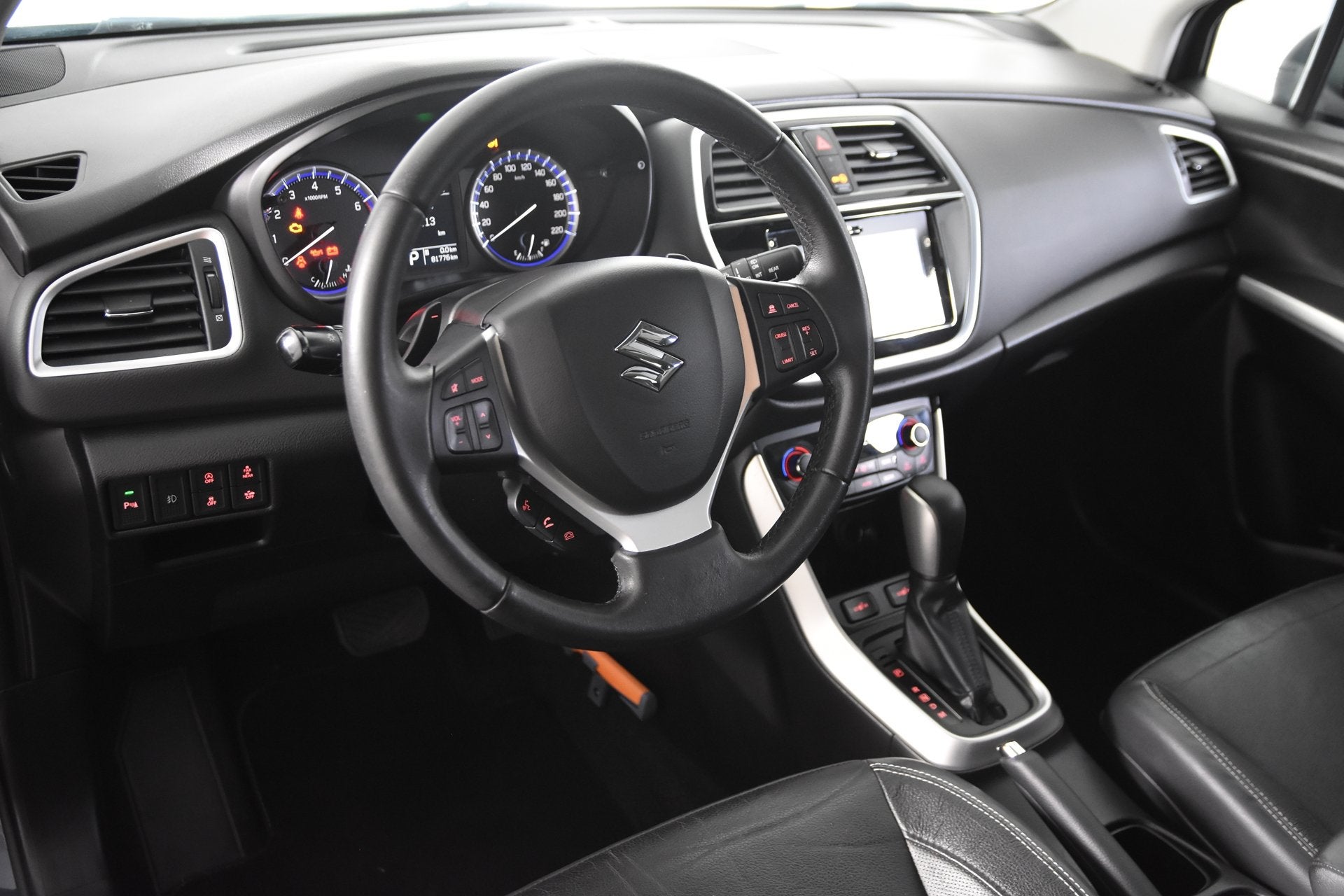 Suzuki S-Cross SX4 S.Cross Automaat *Navigatie*Leer*Panorama, Gebruikt, 19 km/l, 3 cilinders, SUV of Terreinwagen