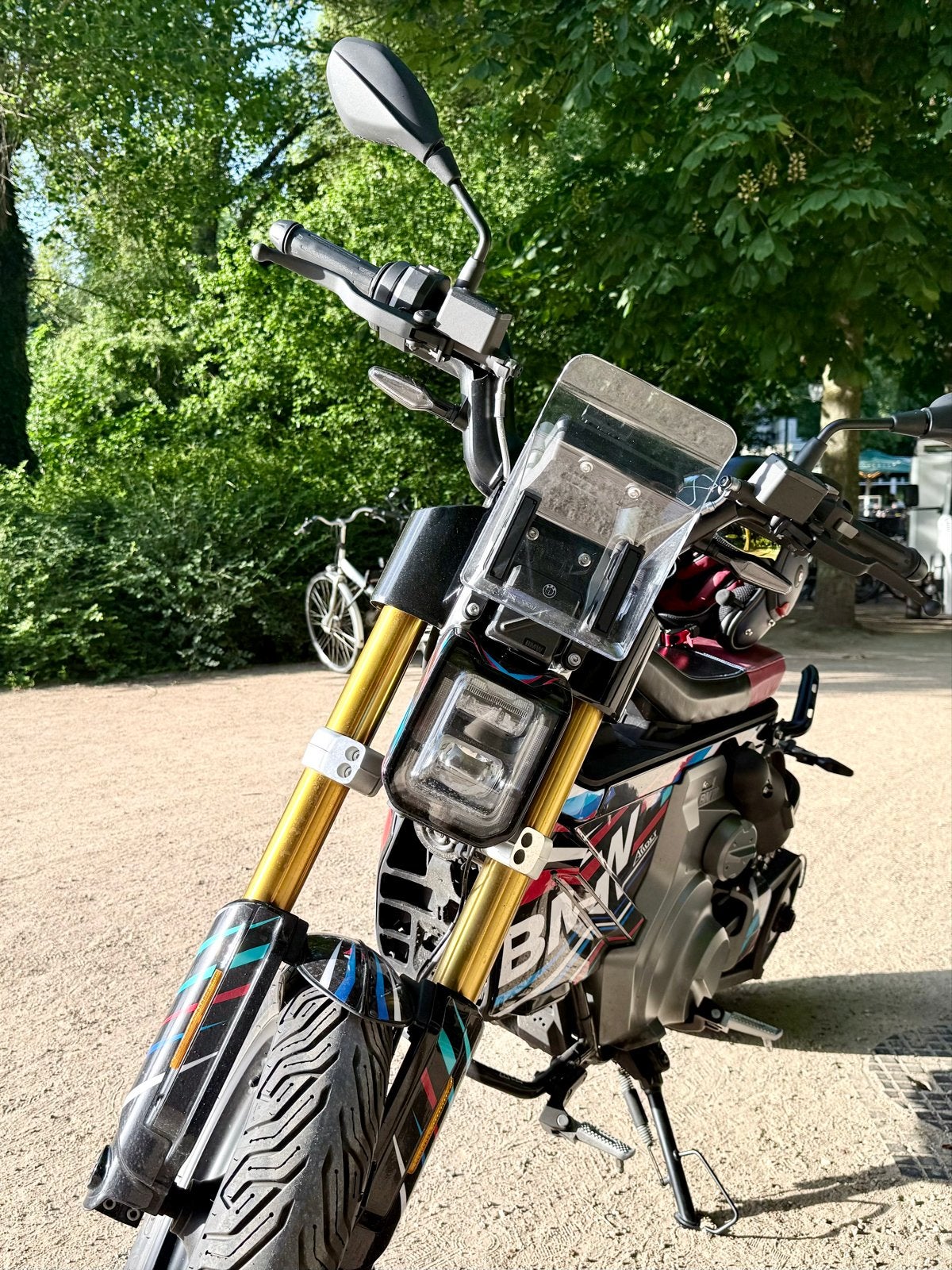 BMW CE02 AM met dubbele accu en vele extra's, Ophalen, Maximaal 45 km/u, Zo goed als nieuw, 1 versnellingen