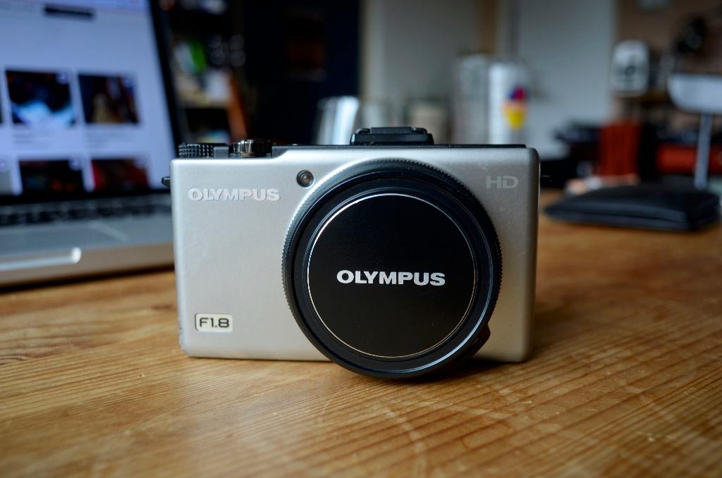 Olympus XZ-1 High end compact CCD sensor, Audio, Tv en Foto, Fotocamera's Digitaal, Gebruikt, Compact, 10 Megapixel, Ophalen of Verzenden