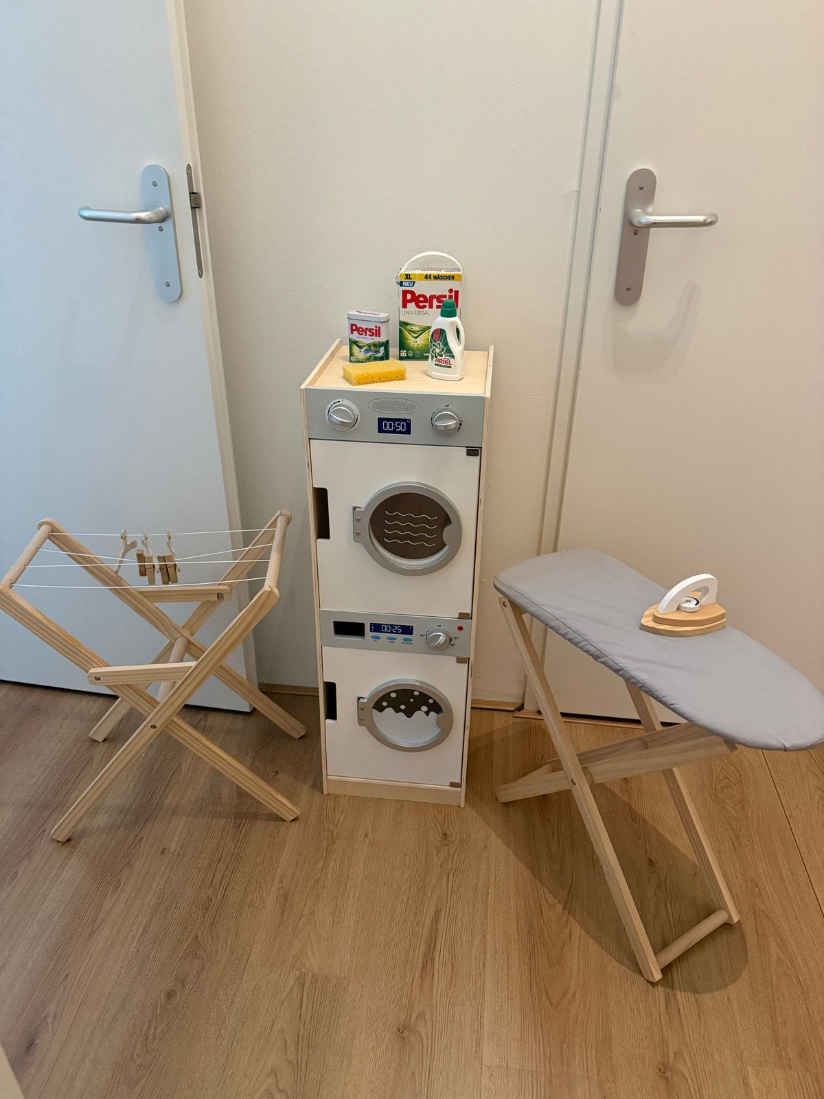 Mamamemo wasmachine, droger, strijkplank en wasrek met acces, Kinderen en Baby's, Speelgoed | Houten speelgoed, Ophalen, Zo goed als nieuw