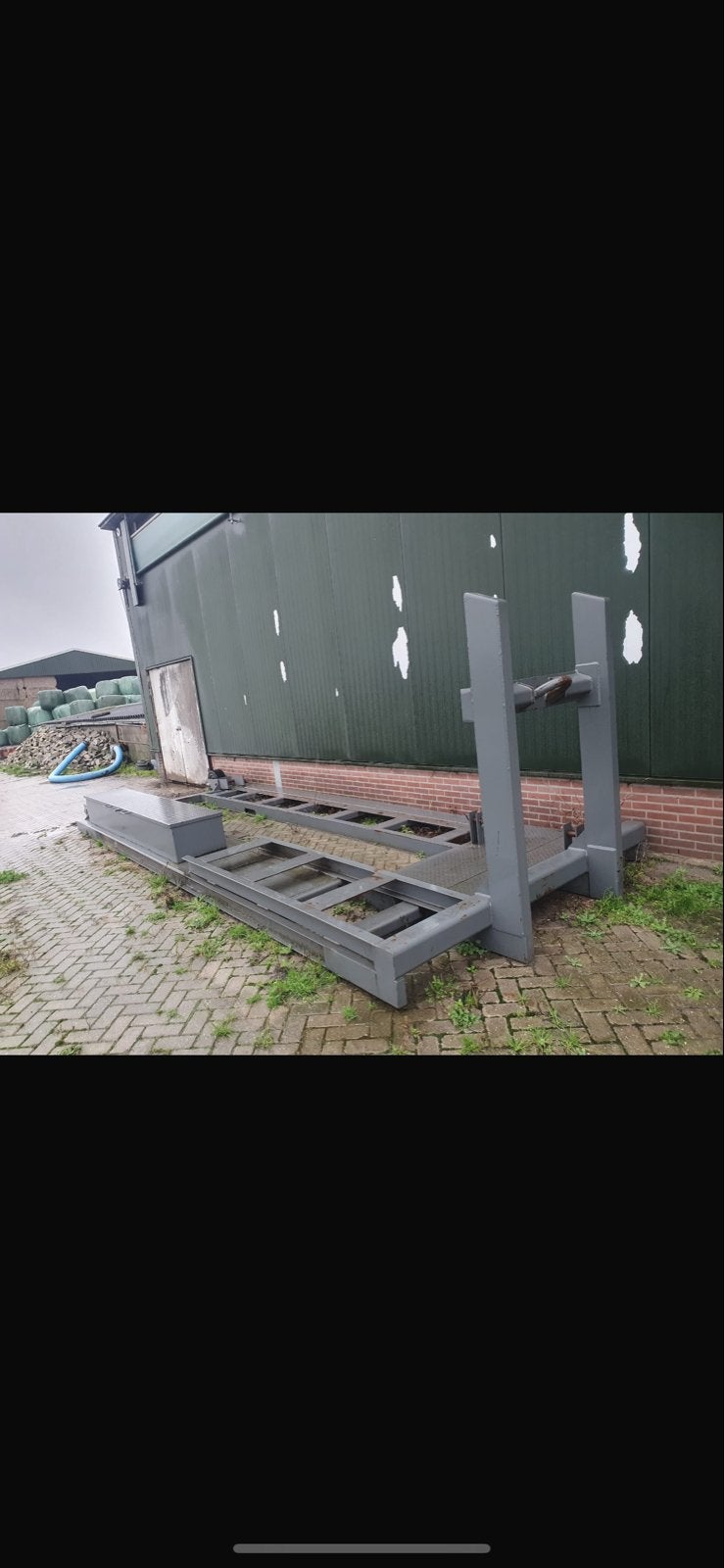Flat haakarm container., Ophalen of Verzenden