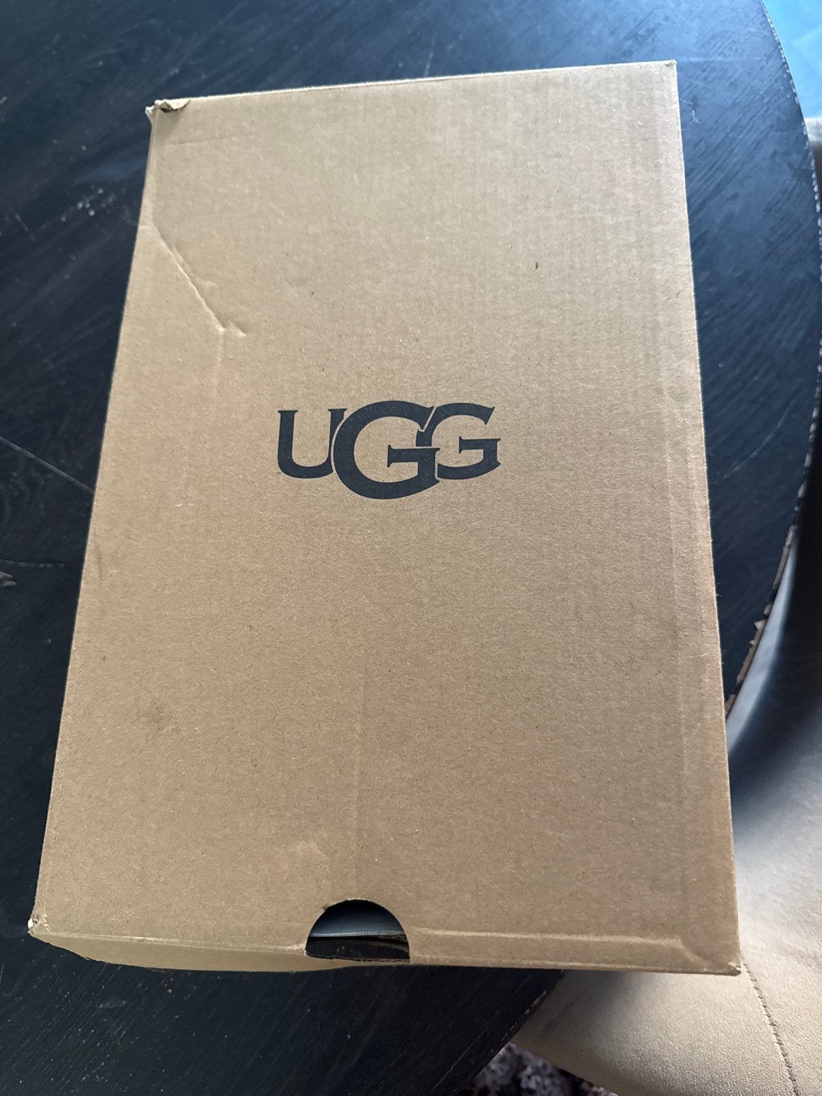 UGG  - Maat 38, Ophalen, Nieuw, Beige, Pantoffels of Sloffen