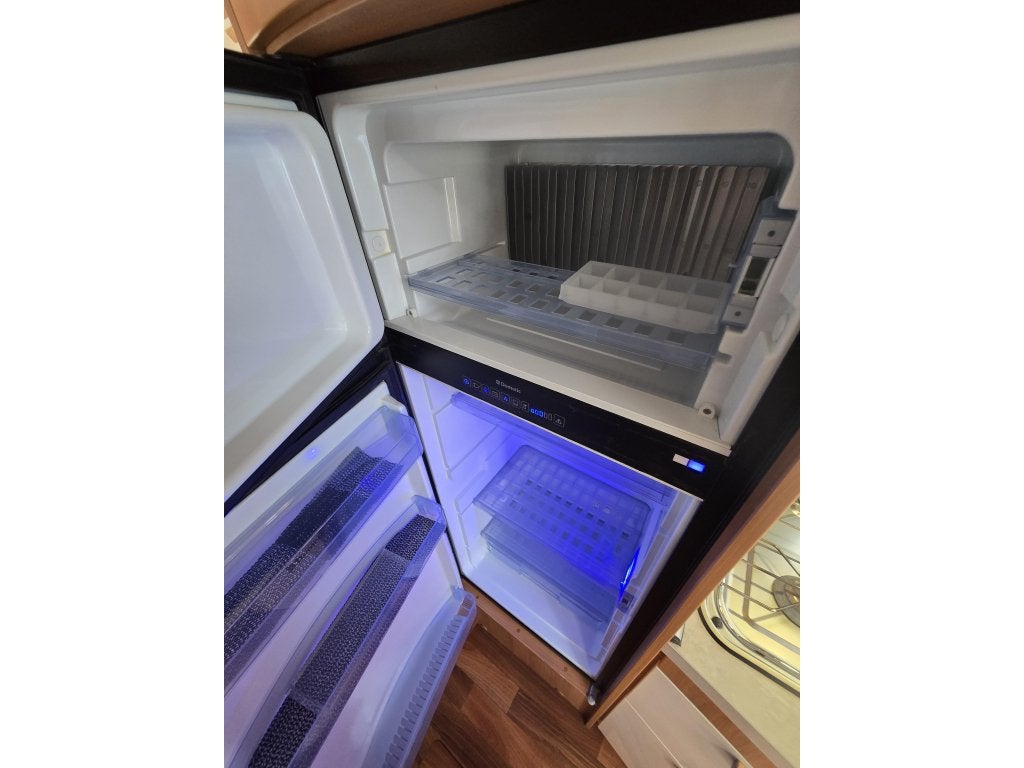 Foto 19 van Hymer B 588 in top staat 2014 met Levelsysteem