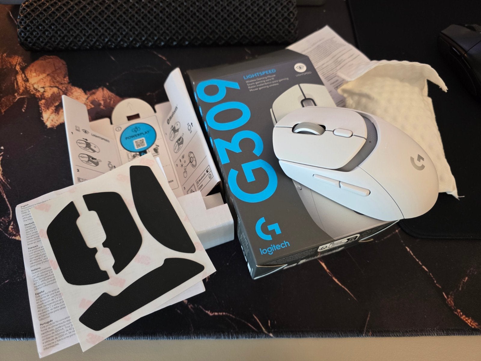 Logitech G309 Lightspeed Draadloze Gaming Muis Wit, Computers en Software, Muizen, Rechtshandig, Muis, Ophalen of Verzenden, Zo goed als nieuw