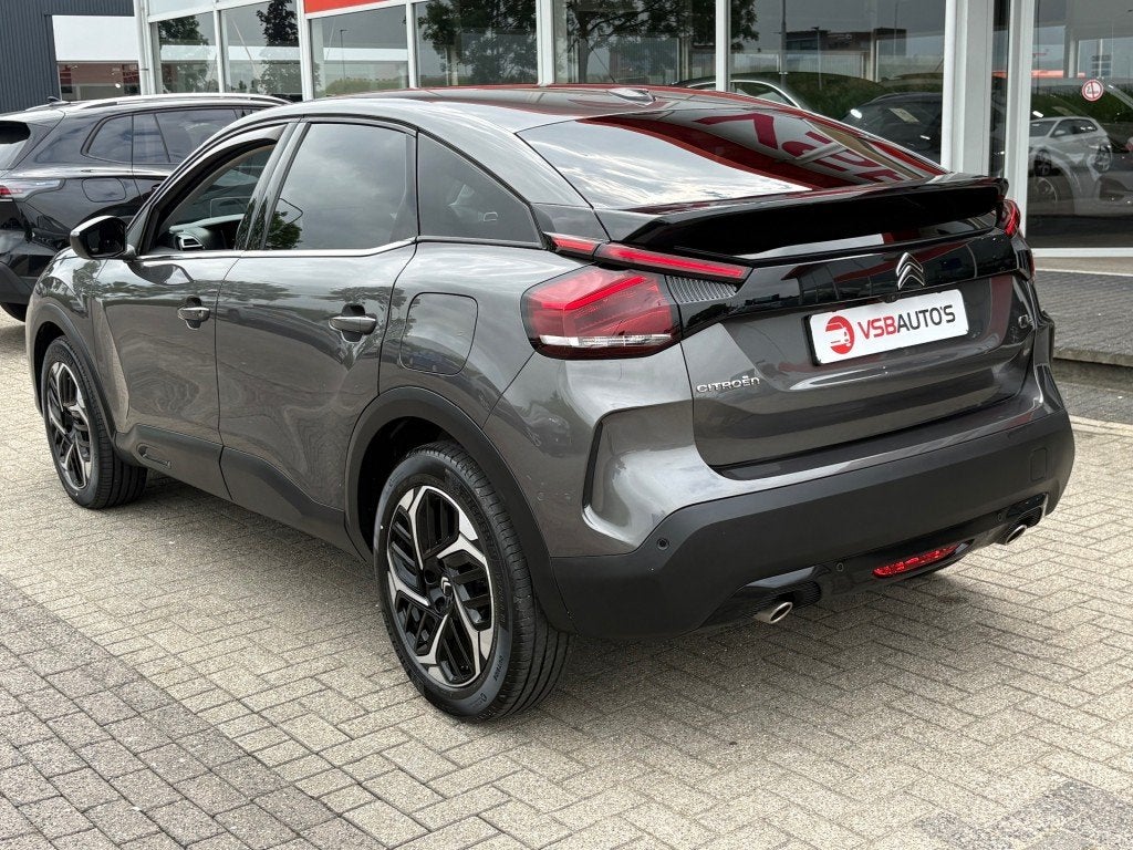 Citroen C4 1.2 PURETECH SHINE 130PK AUT. LED LEER NAVI CAMER, Auto's, Automaat, Gebruikt, Huisgarantie, 1199 cc