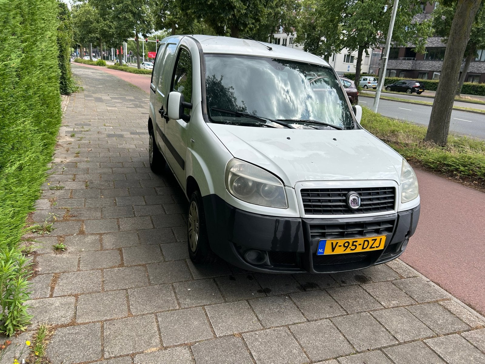 Fiat Doblo 1.6 Benzine Bestelauto Met Nieuw APK, Auto's, Voorwielaandrijving, 1596 cc, 4 cilinders, Wit
