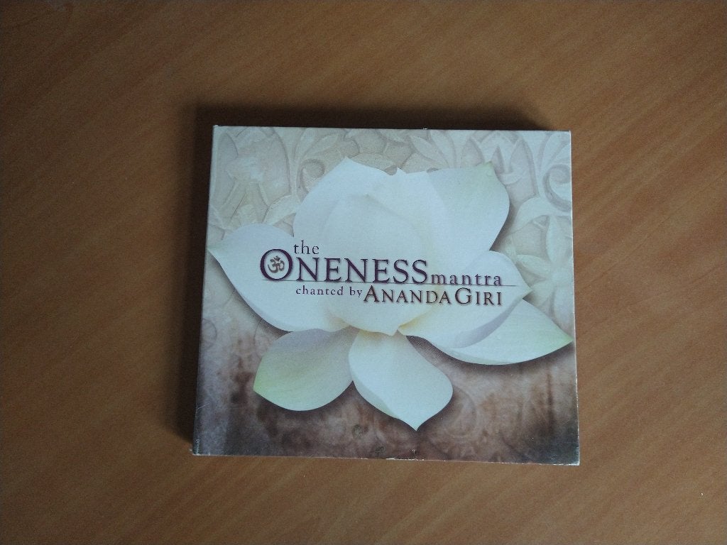 CD The Oneness Mantra chanted by Ananda Giri, Ophalen of Verzenden, Zo goed als nieuw, Gospel