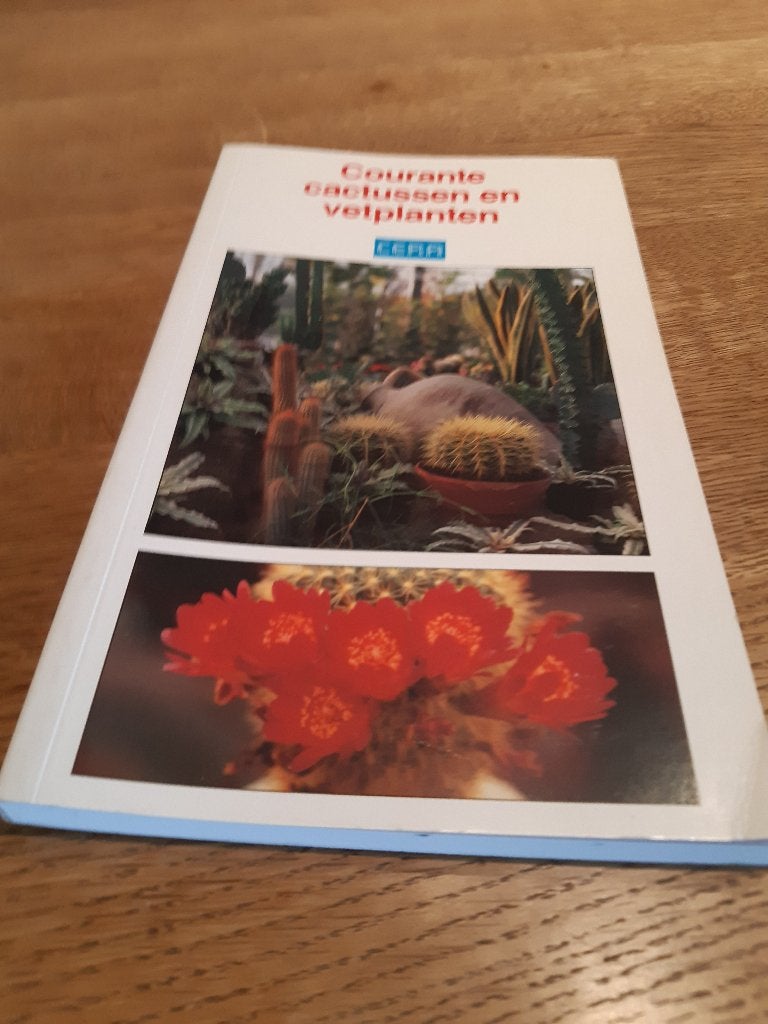 boek courante cactussen en vetplanten, Ophalen of Verzenden, Zo goed als nieuw