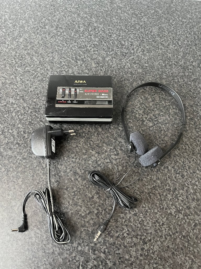 Vintage Aiwa HS-G37 walkman met auto reverse . GETEST !!, Ophalen of Verzenden, Walkman