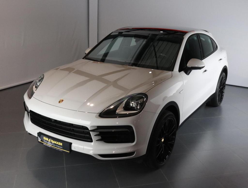 Porsche Cayenne Coupé 3.0 E-Hybrid Pano/Krijtgrijs/Approved, Automaat, Cayenne, Gebruikt, Zwart