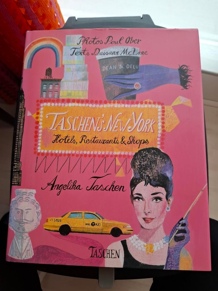 Taschen's New York: Hotels, Restaurants & Shops, Overige merken, Angelika Taschen, Ophalen of Verzenden, Zo goed als nieuw