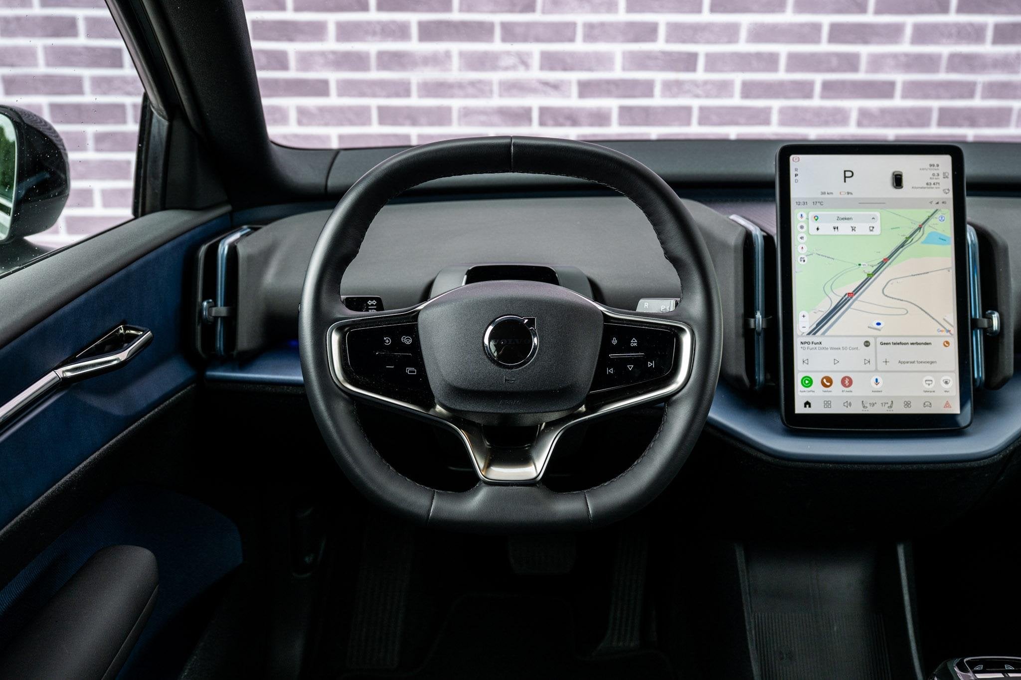 Volvo EX30 Single Motor Extended Range Plus 69 kWh | Stoel e, Achterwielaandrijving, Gebruikt, Leder en Stof, Origineel Nederlands