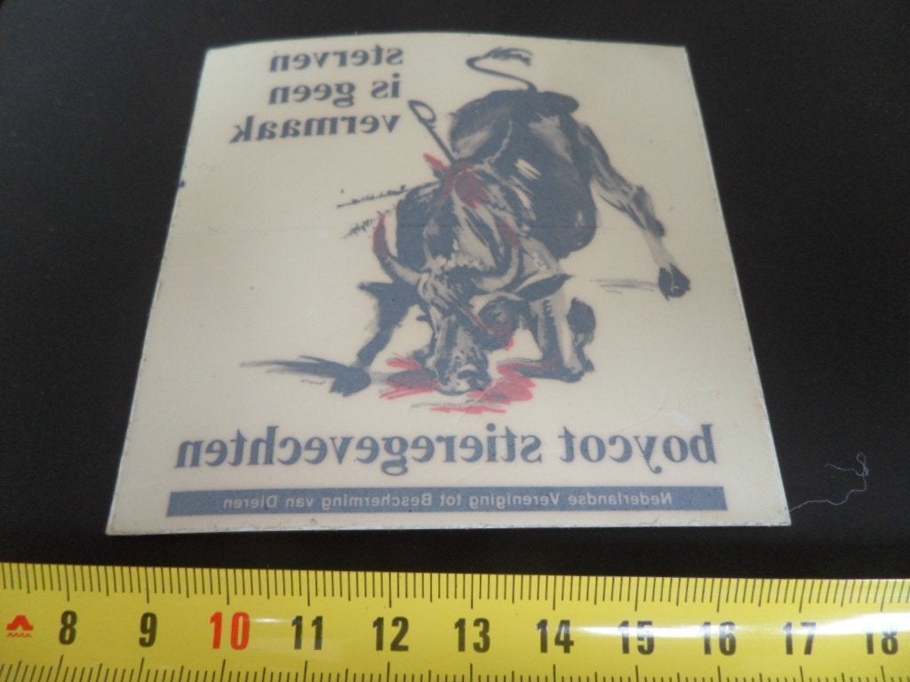 sticker raamsticker Sterven is geen vermaak boycot stieregev, Ophalen of Verzenden, Zo goed als nieuw