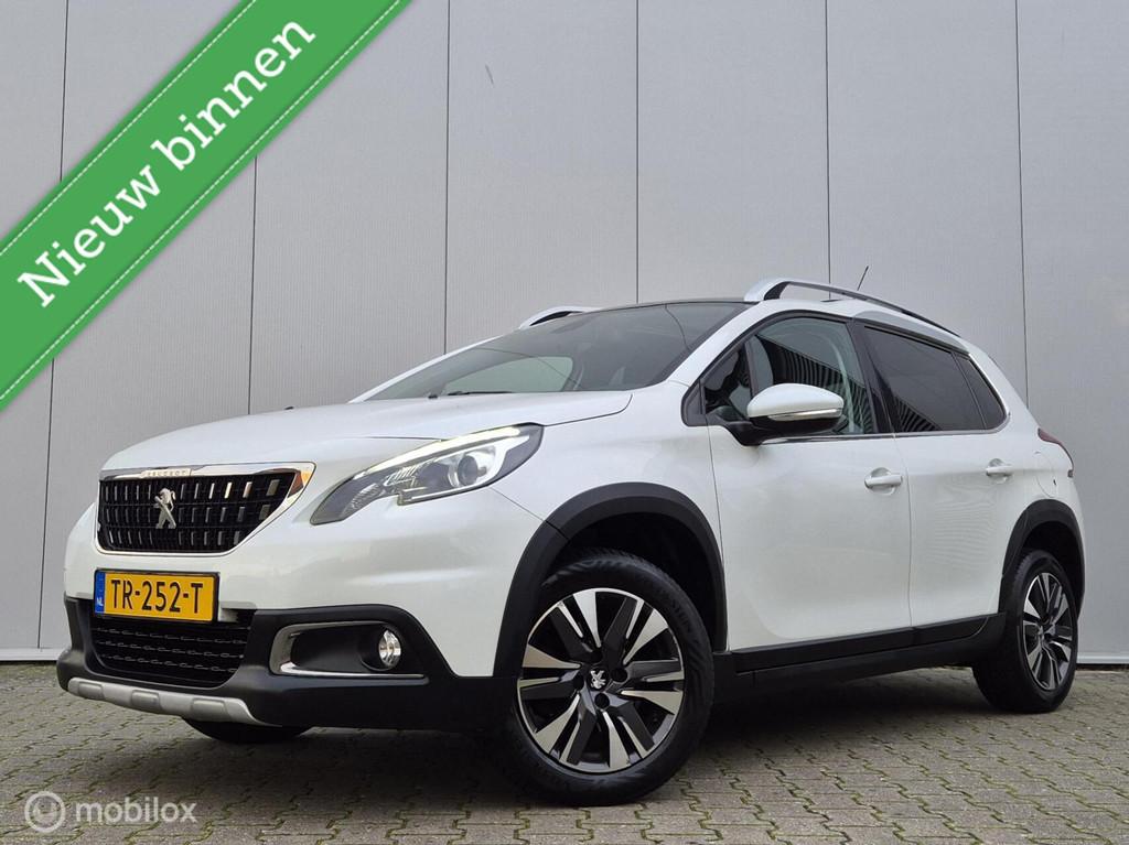 PEUGEOT 2008 1.2 PURETECH ALLURE/PANO/CAMERA/TREKHAAK/HALF L, Voorwielaandrijving, Euro 6, Origineel Nederlands, Bedrijf