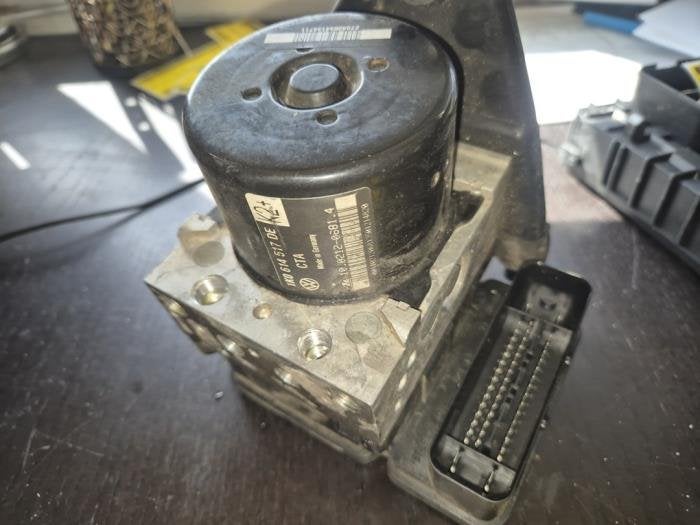 ABS Pomp van een Audi A3, Gebruikt, -, -, Audi