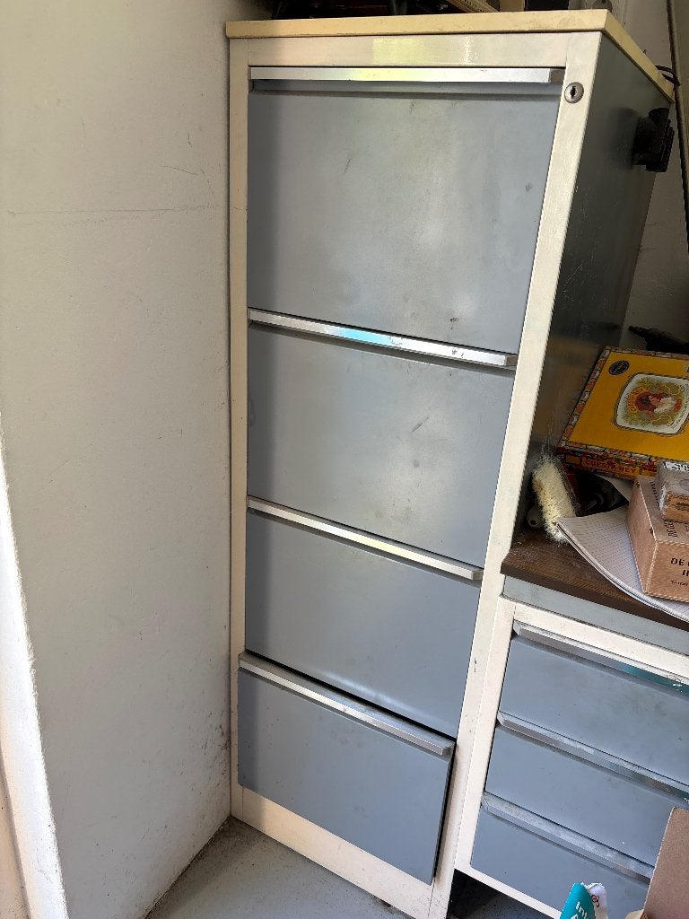 Metaal kast Voor €20, Ophalen, Gebruikt, 75 cm of meer, 100 tot 150 cm