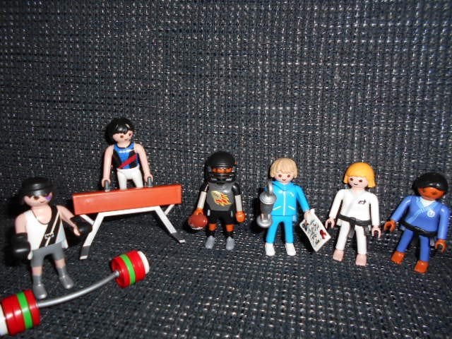 Playmobil sport: een leuke set playmobil Sport poppetjes, Complete set, Overige typen, Ophalen of Verzenden, Zo goed als nieuw