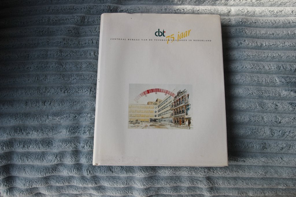 CBT 75 jaar Centr. bureau  tuinbouwveilingen in Nederland, Ophalen of Verzenden, Gelezen