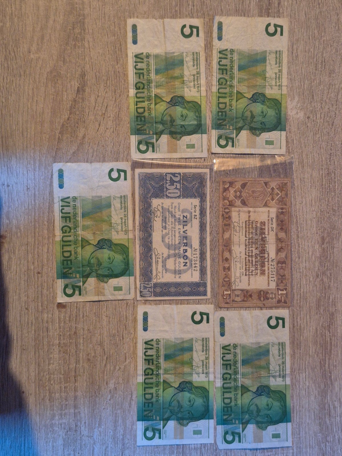 7 Nederlandse biljetten: Zilverbonnen 1938 & 5 Gulden 1973, Postzegels en Munten, Verzenden, Setje