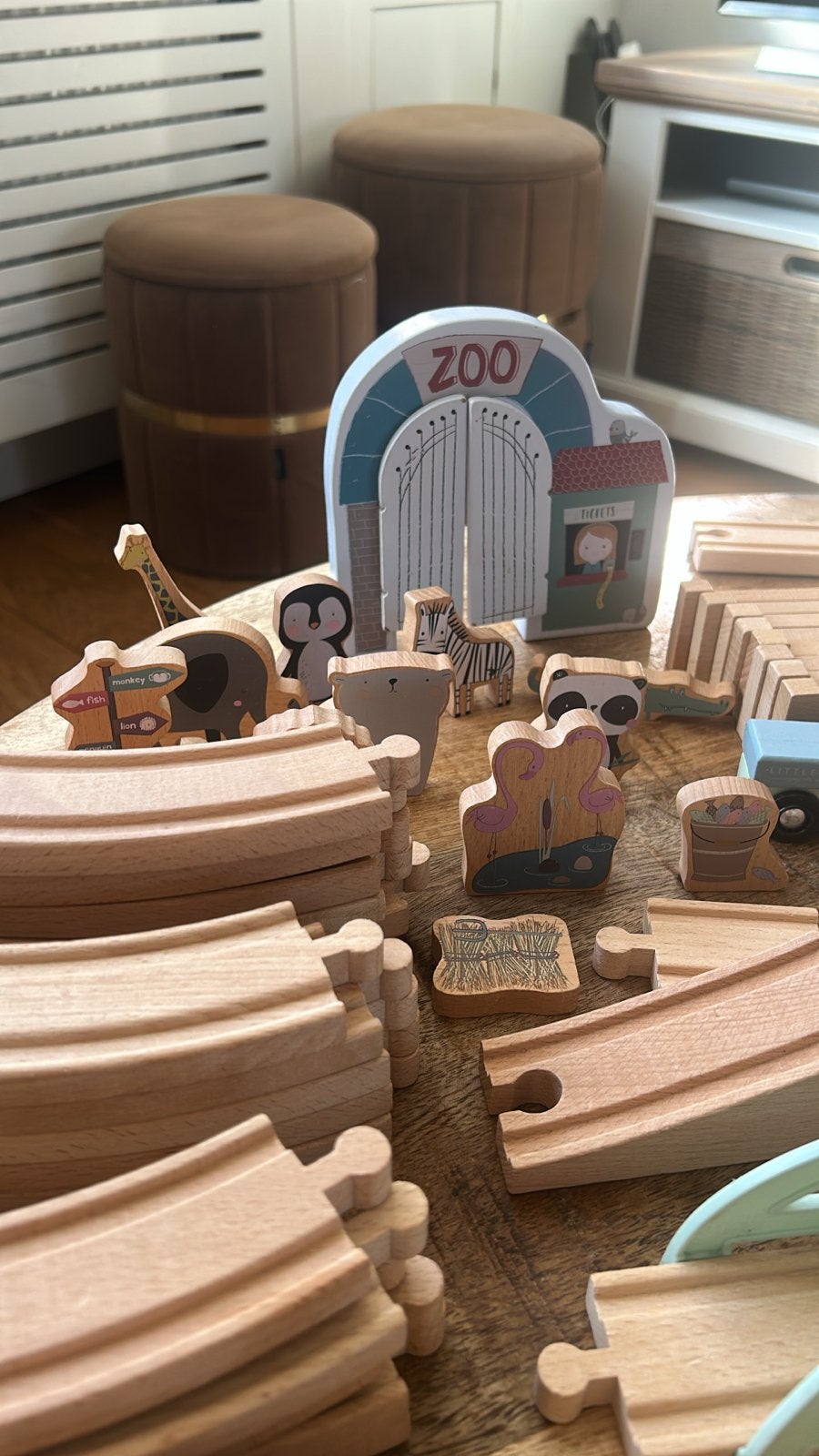 Little Dutch Treinbaan: Standaard, Stad & Dierentuin Sets, Kinderen en Baby's, Speelgoed | Houten speelgoed, Ophalen, Zo goed als nieuw