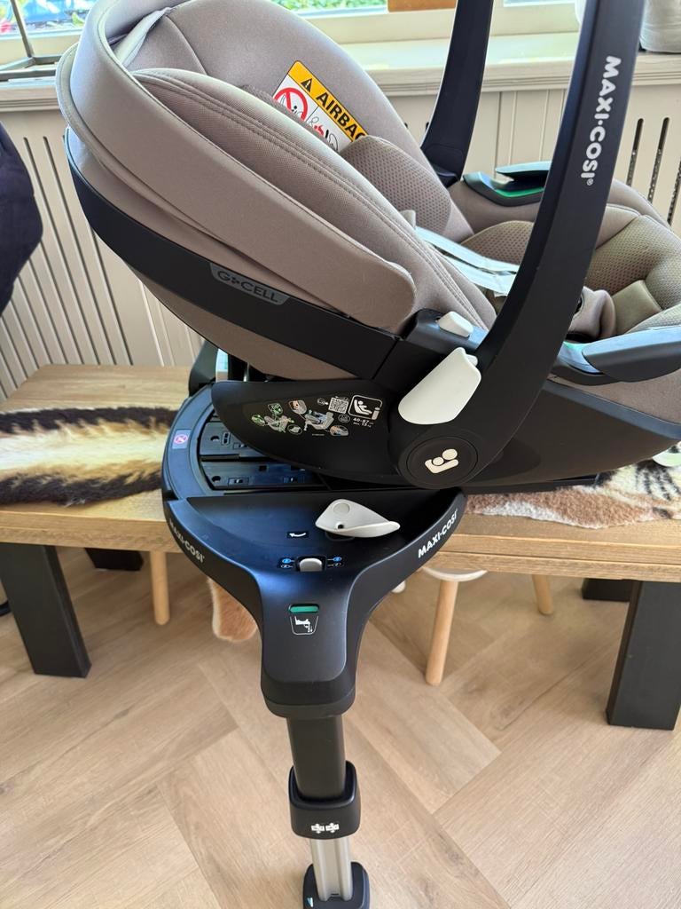 Maxi Cosi Pebble 360 PRO 2 + familyfix 360 PRO slidetech, Kinderen en Baby's, Autostoeltjes, Ophalen, Gebruikt, Isofix, 0 t/m 13 kg